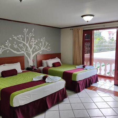 Hotel Fotherhouse San Salvador Exteriör bild
